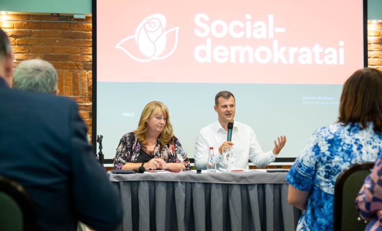 Socialdemokratai pristatė Seimo rinkimų programą: pagrindinis tikslas – visuotinis užimtumas